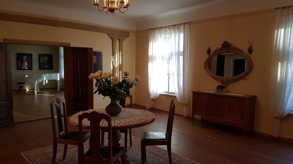 Ungurmuiza Hotel Auciems Екстериор снимка