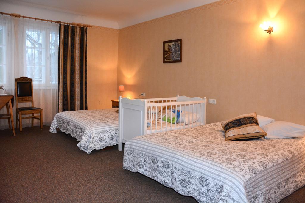 Ungurmuiza Hotel Auciems Екстериор снимка
